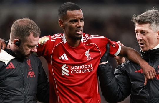 Thương vụ 128 triệu bảng Alexander Isak: Cú áp phe khiến cả Liverpool và Newcastle cùng nếm trái đắng