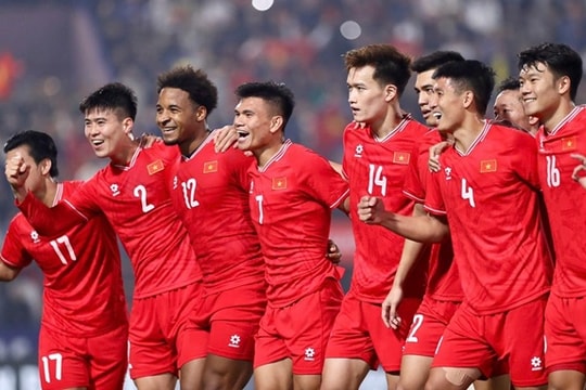 Đội tuyển Việt Nam 2026: Trục dọc cầu thủ nhập tịch và cuộc cách mạng của HLV Kim Sang-sik
