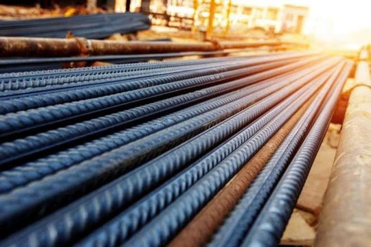Giá thép hôm nay 31/1: Giảm trên sàn quốc tế, thị trường nội địa giữ giá sát Tết