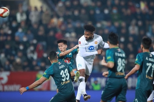 Thép Xanh Nam Định chơi lớn tại V-League: Xuân Son tái xuất, bao trọn vé cho CĐV