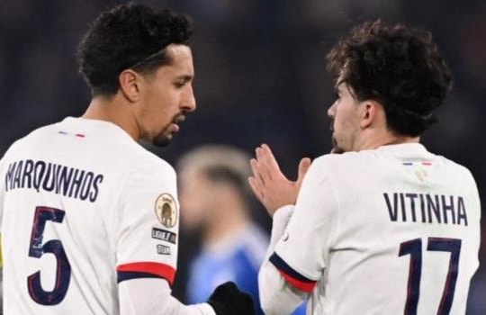 PSG thắng Strasbourg 2-1: Nuno Mendes tỏa sáng sau thẻ đỏ của Hakimi
