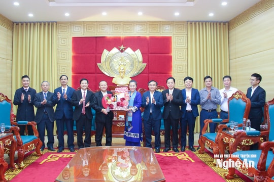 Ban Thường trực Ủy ban Đoàn kết Công giáo Việt Nam tỉnh chúc Tết lãnh đạo tỉnh Nghệ An