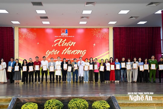 Bệnh viện Ung bướu Nghệ An tổ chức 'Xuân yêu thương 2026', vận động gần 700 triệu đồng hỗ trợ bệnh nhân