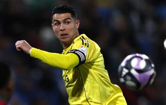Tin chuyển nhượng 5/2: Ronaldo cân nhắc rời Al-Nassr, MU chi 100 triệu bảng làm mới hàng tiền vệ