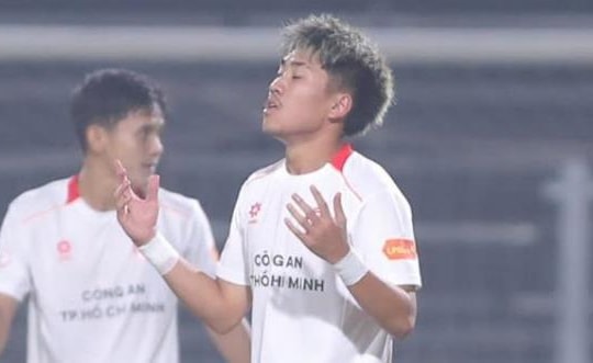 Khoa Ngô: Làn gió mới từ Australia và triển vọng của dòng máu Việt tại V-League