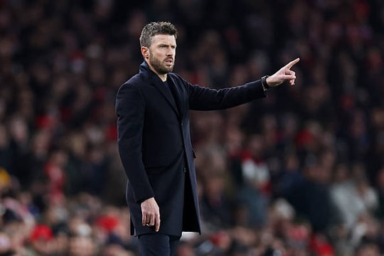 Michael Carrick hồi sinh Man United: Sự khác biệt từ phương pháp quản trị ngược dòng với Amorim