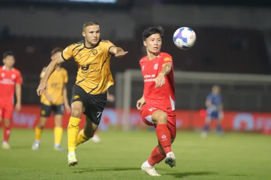 Sau chiến thắng của HAGL và SLNA, V.League rung chuyển; Công Phượng không thi đấu, Đồng Nai hoà chật vật trên sân khách