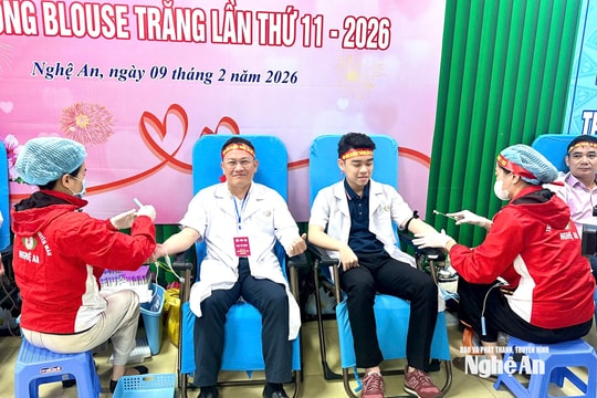 Hơn 1.300 đơn vị máu được tiếp nhận trong Ngày hội "Giọt hồng Blouse trắng"