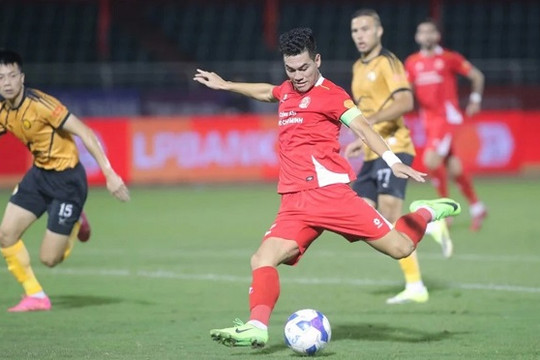 HLV Lê Huỳnh Đức lo ngại chấn thương dai dẳng của Tiến Linh sau trận thua Thanh Hóa