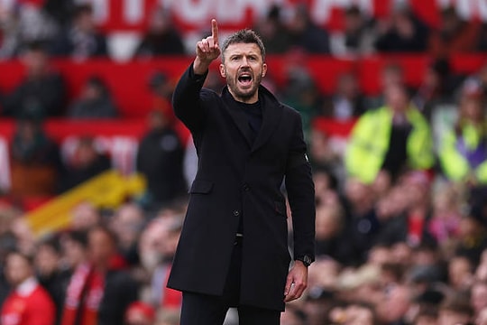 Michael Carrick và mục tiêu xóa dớp 3 năm thất bại của MU tại London Stadium