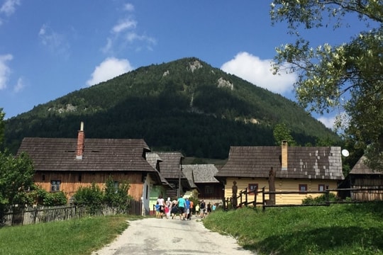 Vlkolinec: Ngôi làng cổ Slovakia muốn rút khỏi danh sách Di sản Thế giới