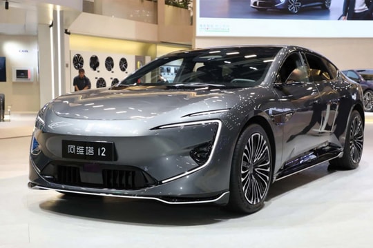 Avatr 12 2024: Nội Thất Sang Trọng Và Sức Mạnh Đột Phá 969 Mã Lực