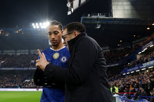 Joao Pedro và nghệ thuật tối giản: 'Sát thủ tàng hình' đưa Chelsea vượt khó