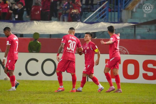 Quang Hải lập cú đúp, CAHN thắng đậm Tampines Rovers 4-0 tại Cúp C2 châu Á