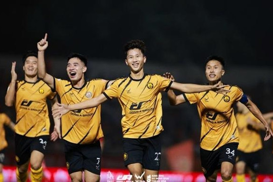 CLB Thanh Hóa: Tinh thần thép vượt lên nghịch cảnh tài chính và nỗi lo thưởng Tết