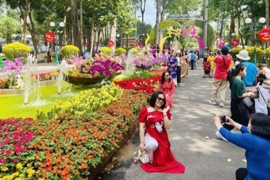 Chuẩn bị chu đáo cho nhân dân đón Tết Nguyên đán