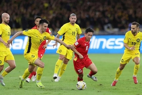 Việt Nam khiếu nại Malaysia lên FIFA và sự thật thương vụ Đình Bắc 9 tỷ đồng
