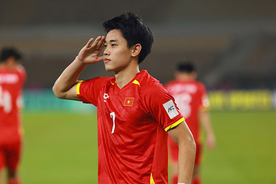 Đình Bắc và thông điệp quan trọng từ HLV Mano Polking; Atletico vùi dập Barcelona với tỷ số không tưởng