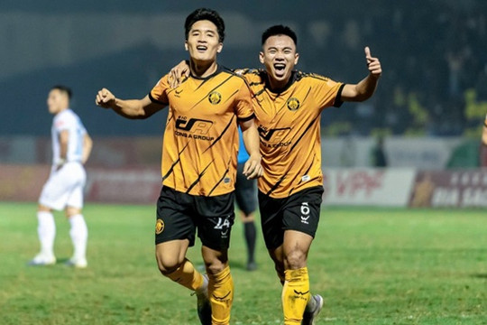 CĐV Thanh Hóa quyên góp gần 200 triệu đồng tiếp sức đội bóng vượt khủng hoảng