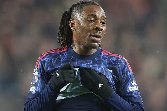 Eberechi Eze tại Arsenal: Khi bản năng nghệ sĩ bị kìm kẹp bởi kỷ luật của Mikel Arteta