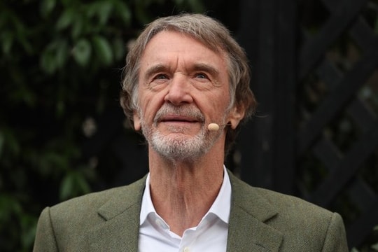 Sir Jim Ratcliffe gây bão tại Man Utd: Nguy cơ đổ vỡ kế hoạch Wembley phương Bắc