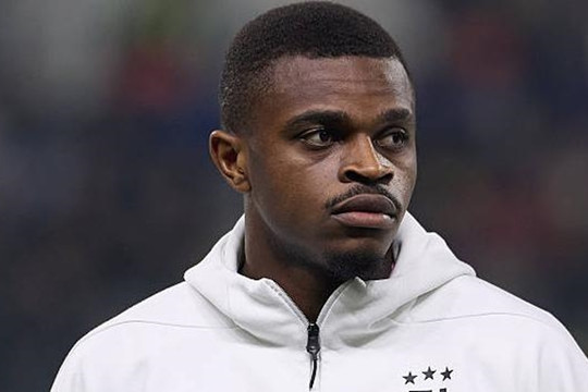 Manchester United nhắm Pierre Kalulu: Giải pháp đa năng 26 triệu bảng cho hàng thủ