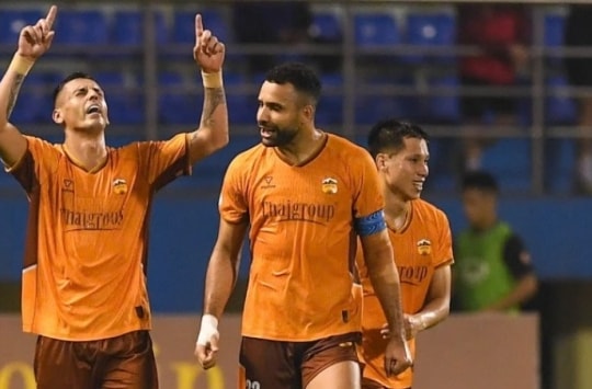 HAGL quật ngã Ninh Bình 2-1: 'Công thức Atletico' giúp đội bóng phố Núi lột xác