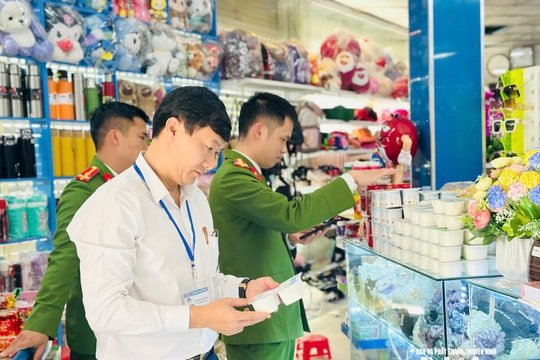 Đảm bảo vệ sinh an toàn thực phẩm tại các chợ quê ngày Tết