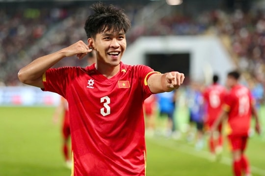 Trung vệ Lý Đức của CAHN nhận lời mời sang Hàn Quốc thi đấu tại K-League 2