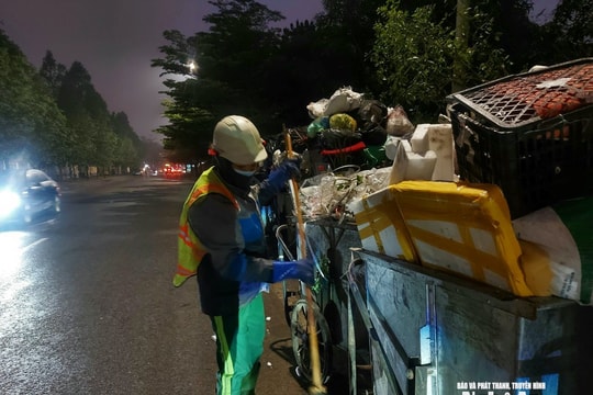 Những người thầm lặng giữ sắc xuân cho cộng đồng