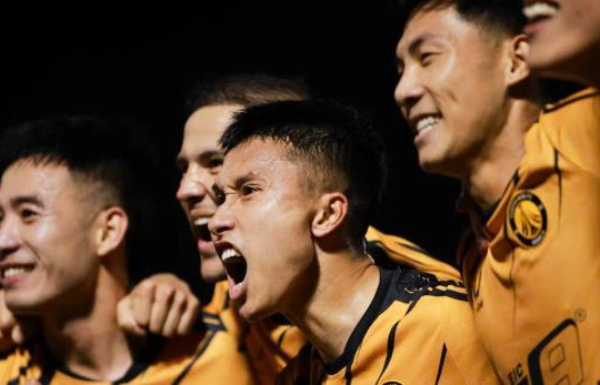 Thanh Hóa tiếp đón CAHN ngày mùng 8 Tết: Thử thách cực đại trong cơn khủng hoảng nhân sự