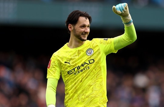 James Trafford tỏa sáng rực rỡ: Nghịch lý đẩy thủ thành tài năng rời xa Manchester City