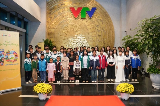 Gala Cặp lá yêu thương 2026: 10 năm hành trình 'Thập kỷ gieo mầm xanh' cho trẻ em nghèo