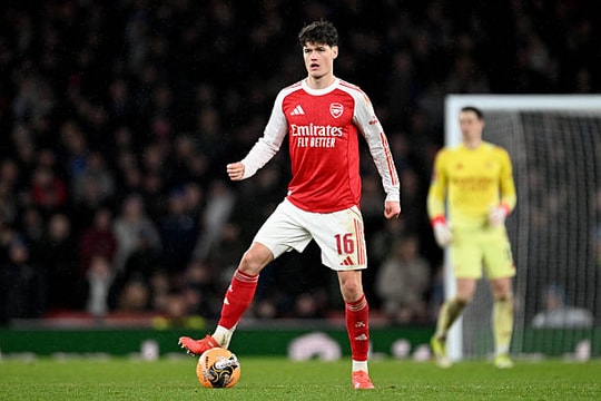 Arsenal nhận đòn kép: Ben White dính chấn thương sau hành động báo động của Norgaard