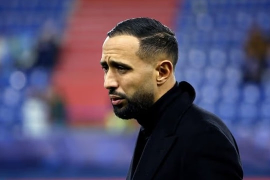 Giám đốc Thể thao Marseille Medhi Benatia từ chức sau mâu thuẫn với Mason Greenwood