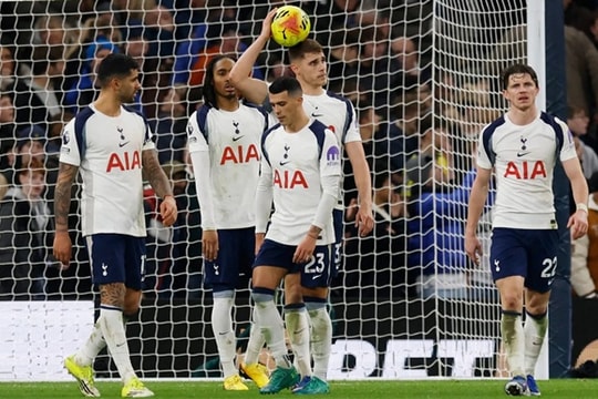 Tottenham đối mặt thảm họa tài chính 1 tỷ bảng nếu phải xuống hạng Championship