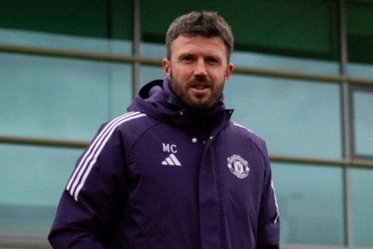 Man Utd kiên định với Michael Carrick: Sự tính toán lạnh lùng của INEOS
