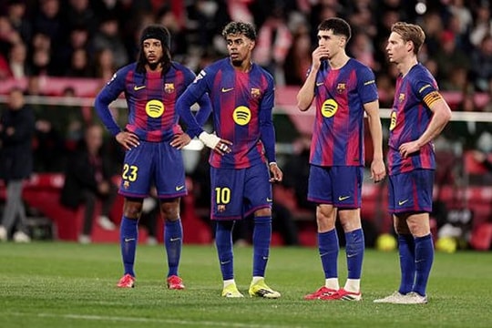 Barcelona sảy chân 1-2 trước Girona: Đánh mất ngôi đầu vào tay Real Madrid