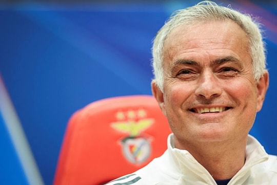 Real Madrid vs Benfica: 3 chìa khóa để Arbeloa hóa giải áp lực từ Jose Mourinho