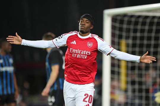 Noni Madueke: Vũ khí quan trọng của Arsenal trong chuyến hành quân đến sân Wolves