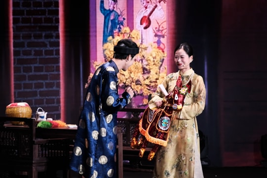 Tiểu phẩm Việc nhẹ lương cao tại Gala Cười 2026: Tiếng cười cảnh tỉnh bẫy lừa đảo mùa Tết