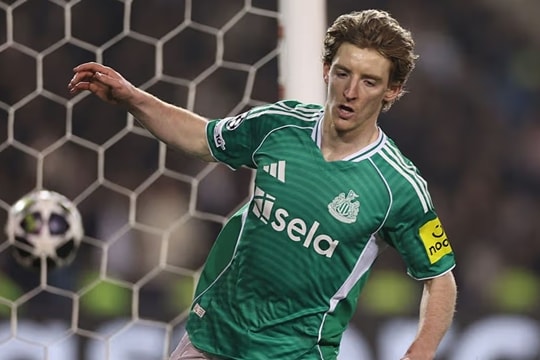 Anthony Gordon lập poker lịch sử giúp Newcastle vùi dập Qarabag 6-1 tại Champions League