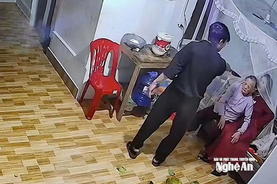 Nghệ An: Công an vào cuộc xác minh vụ người đàn ông hành hung mẹ và chị gái đêm mồng 3 Tết