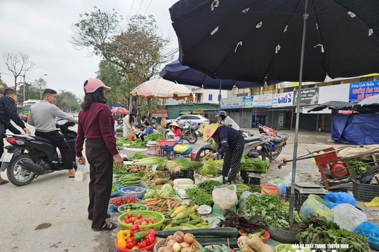 Giá thực phẩm sau Tết tăng nhẹ, nguồn hàng dồi dào