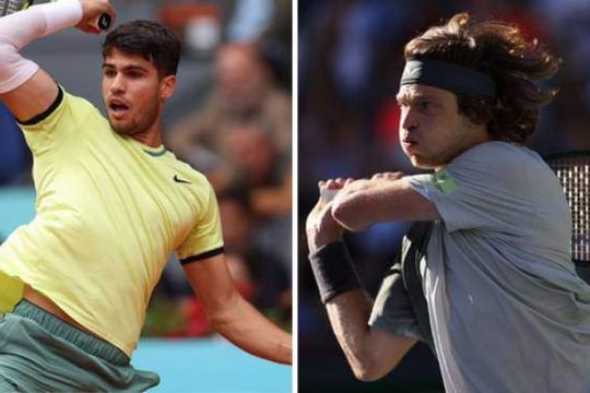 Bán kết Qatar Open: Carlos Alcaraz đại chiến Rublev, 'ngựa ô' Mensik đối đầu Fils