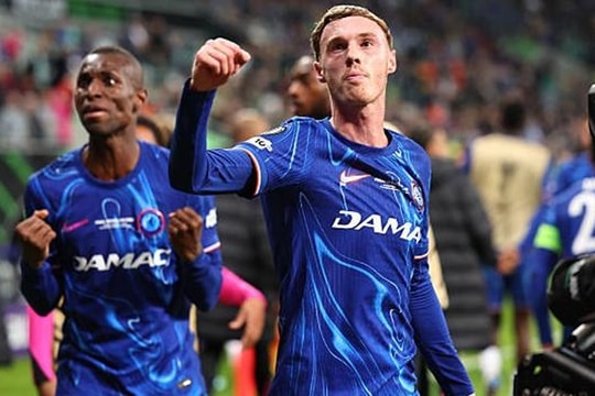 Nicolas Jackson trở lại Chelsea: Người thừa hay cứu cánh giải phóng Cole Palmer?