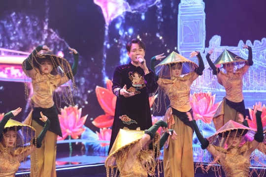NSƯT Chí Trung gây bất ngờ khi thể hiện khả năng bắn rap tại 12 Con giáp