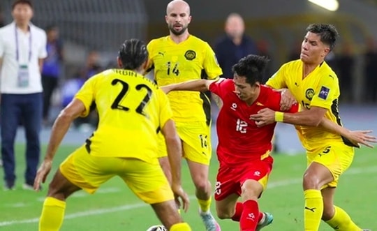 Tuyển Malaysia im lặng tuyệt đối trước đại chiến Việt Nam sau đòn trừng phạt từ FIFA