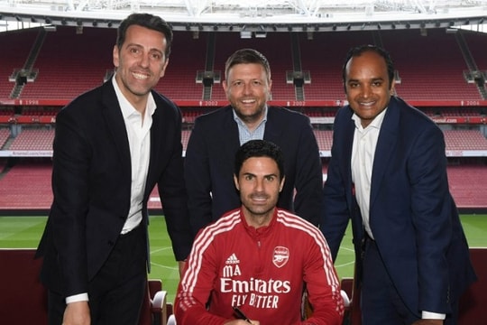 Arsenal cải tổ bộ máy: Giám đốc kỹ thuật James Ellis rời Emirates sau 7 tháng