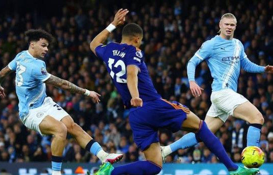 Man City hạ gục Newcastle 2-1: Cú đúp của Nico O'Reilly thu hẹp khoảng cách với Arsenal